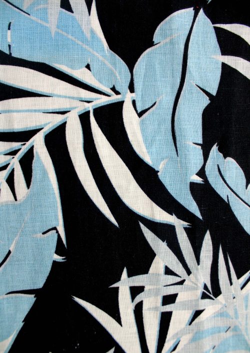 LINEN   BLUE LEAF PRINT  FABRIC